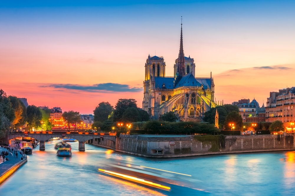 notre-dame-parizsba