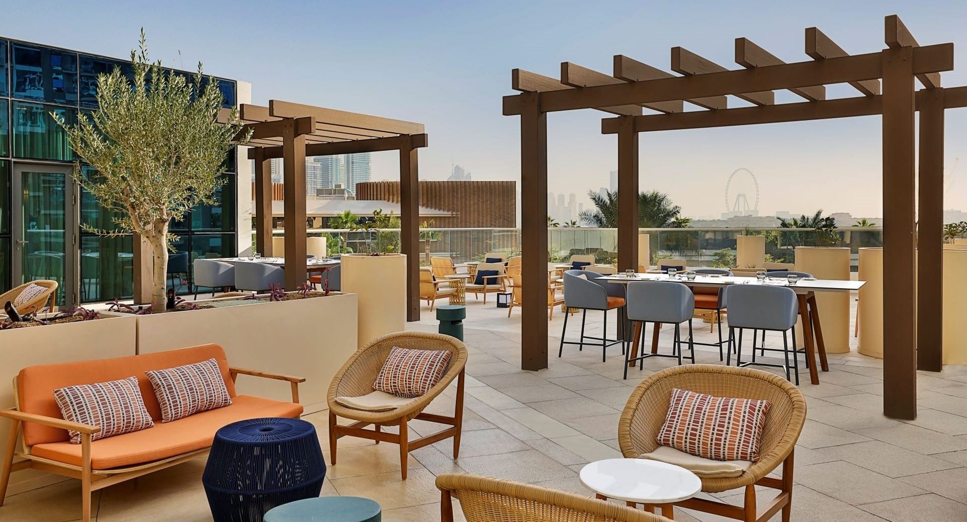 nh_collection_dubai_the_palm_dining_19_maiora_restaurat_9